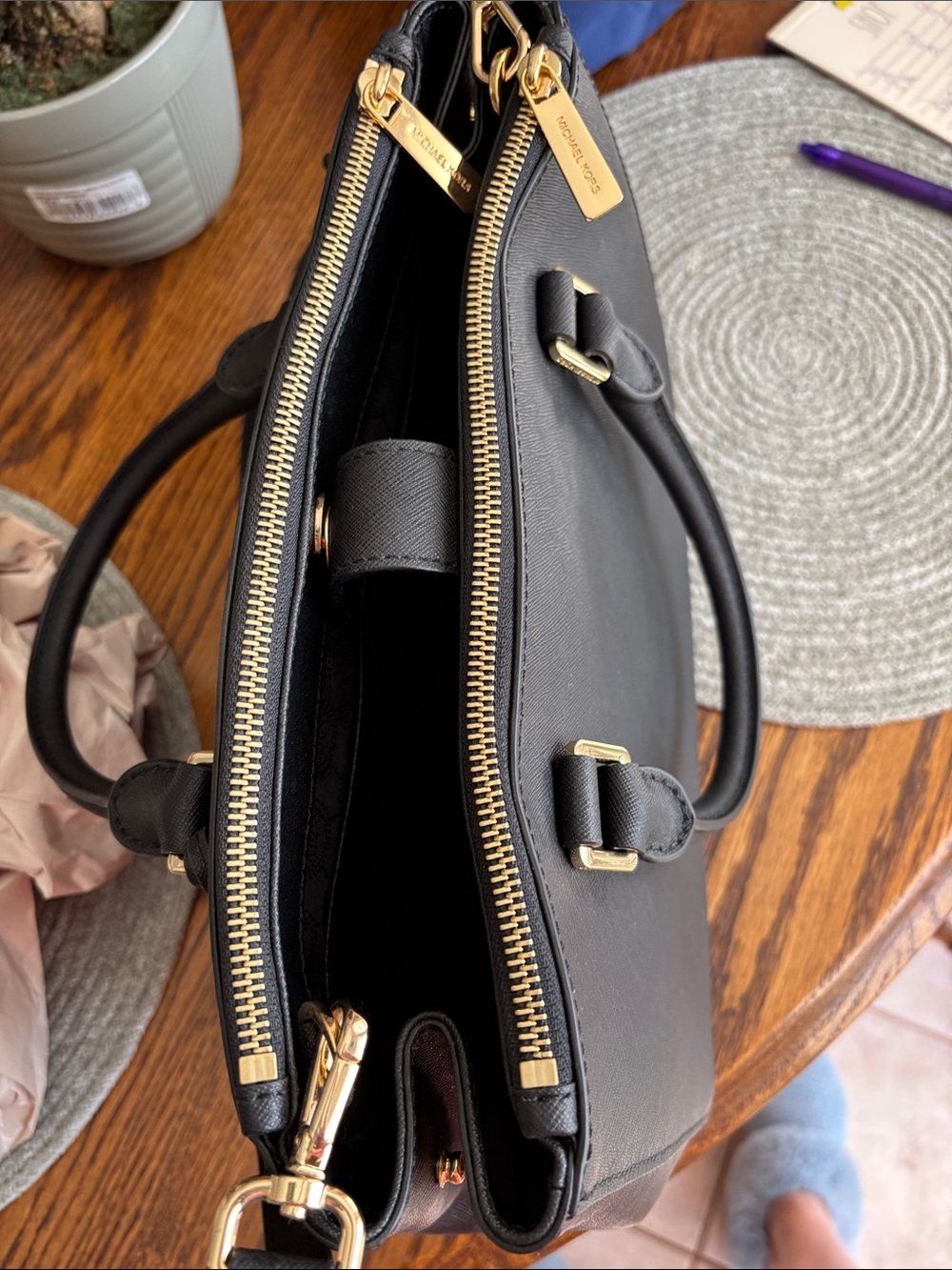 Michael Kors Satchel - Picture 6 of 6